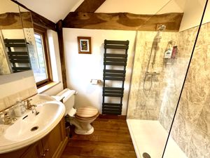 Photo 19- click for photo gallery